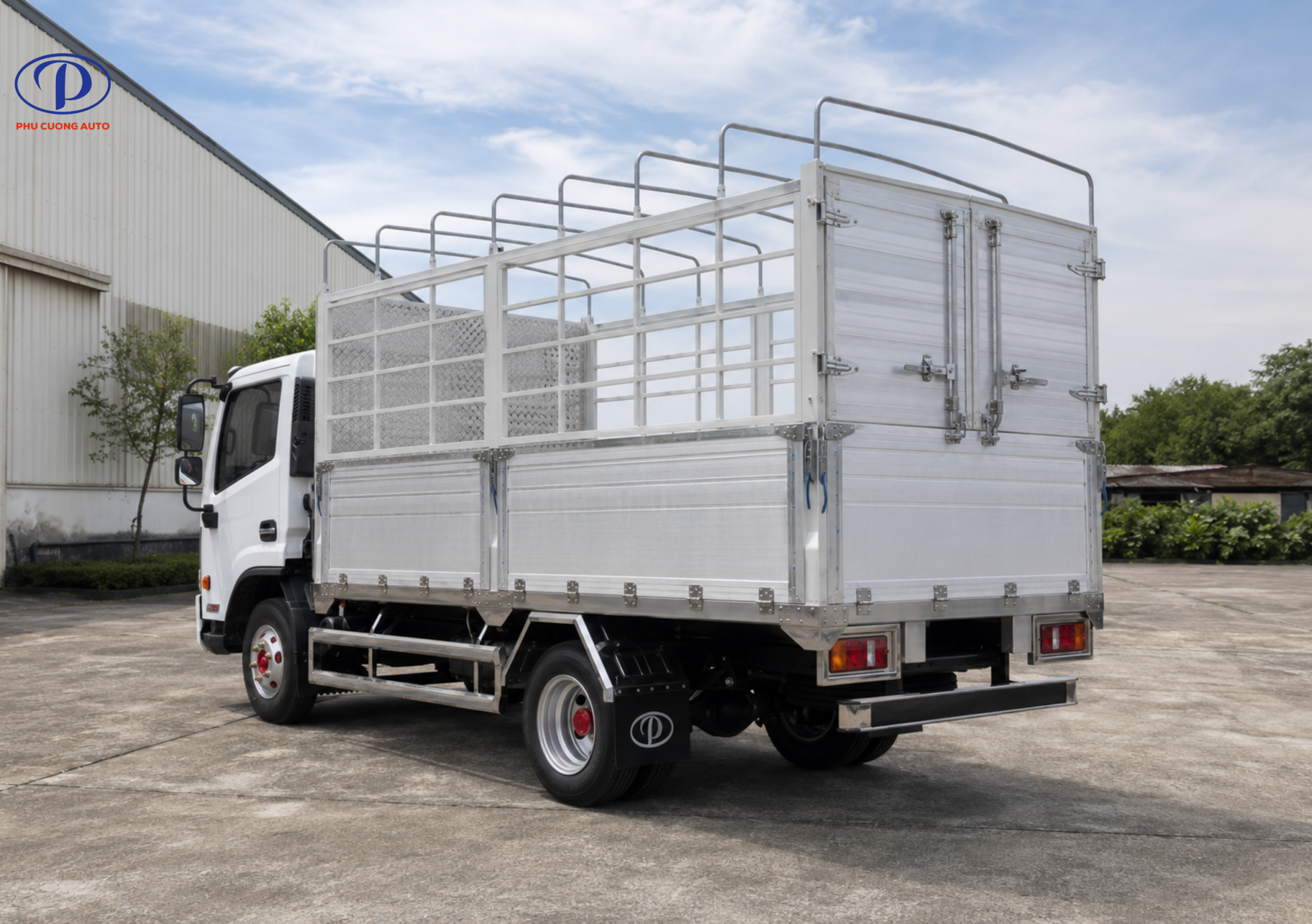 Thùng mui bạt xe tải Đồng Vàng NS700
