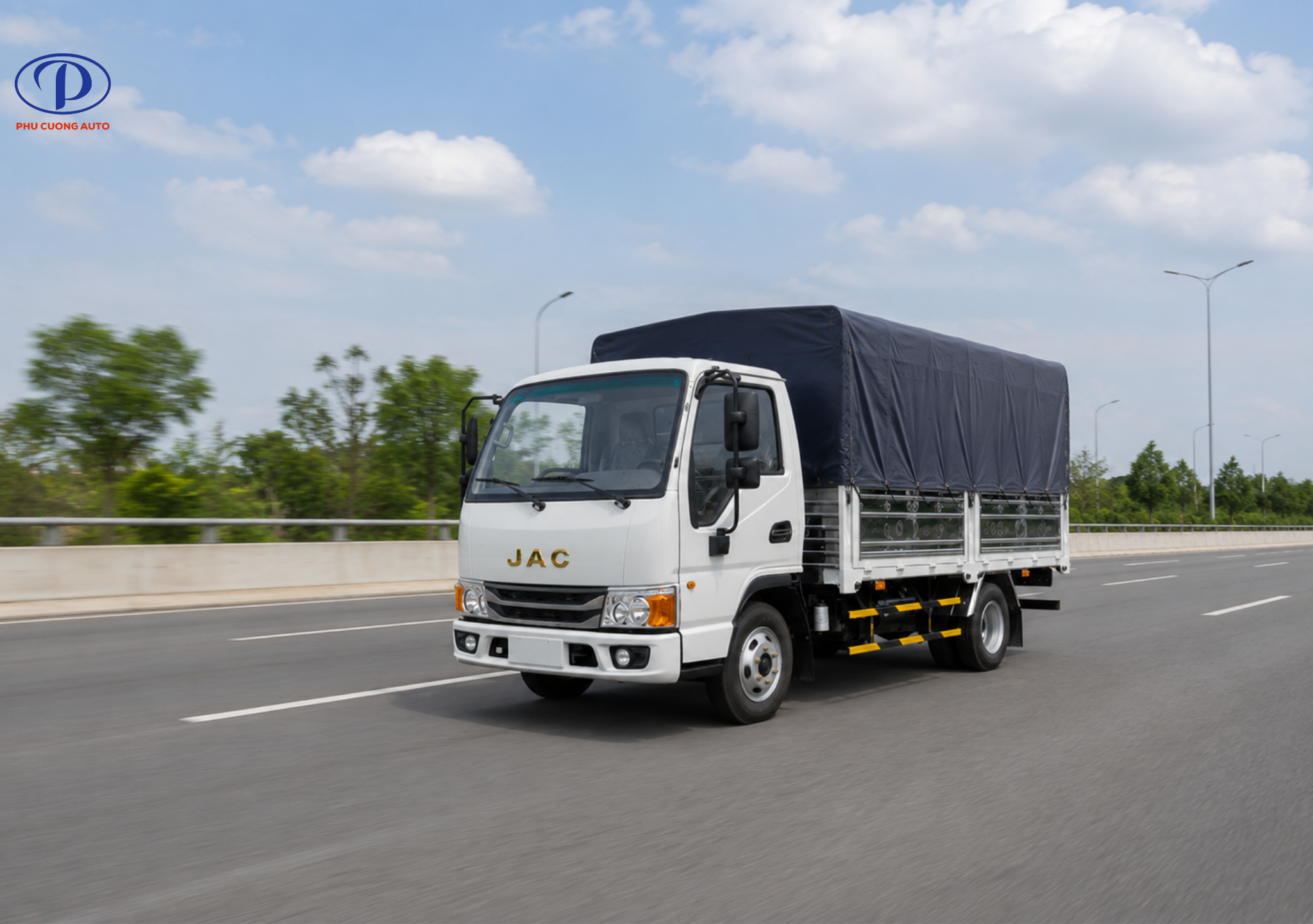 Tải trọng 1.995 tấn xe tải JAC H200E5