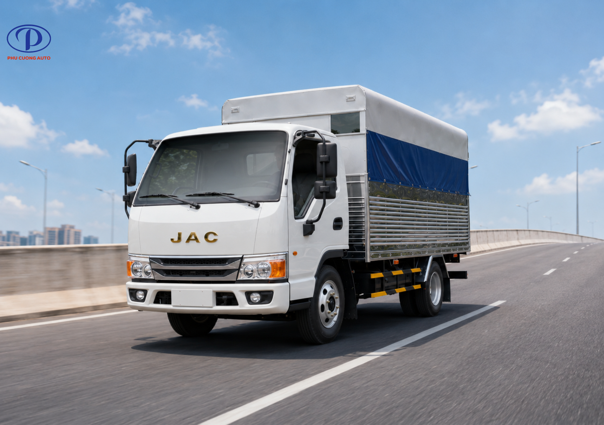 Xe tải JAC H360E5 đào tạo lái xe là lựa chọn hàng đầu cho các trường dạy nghề.