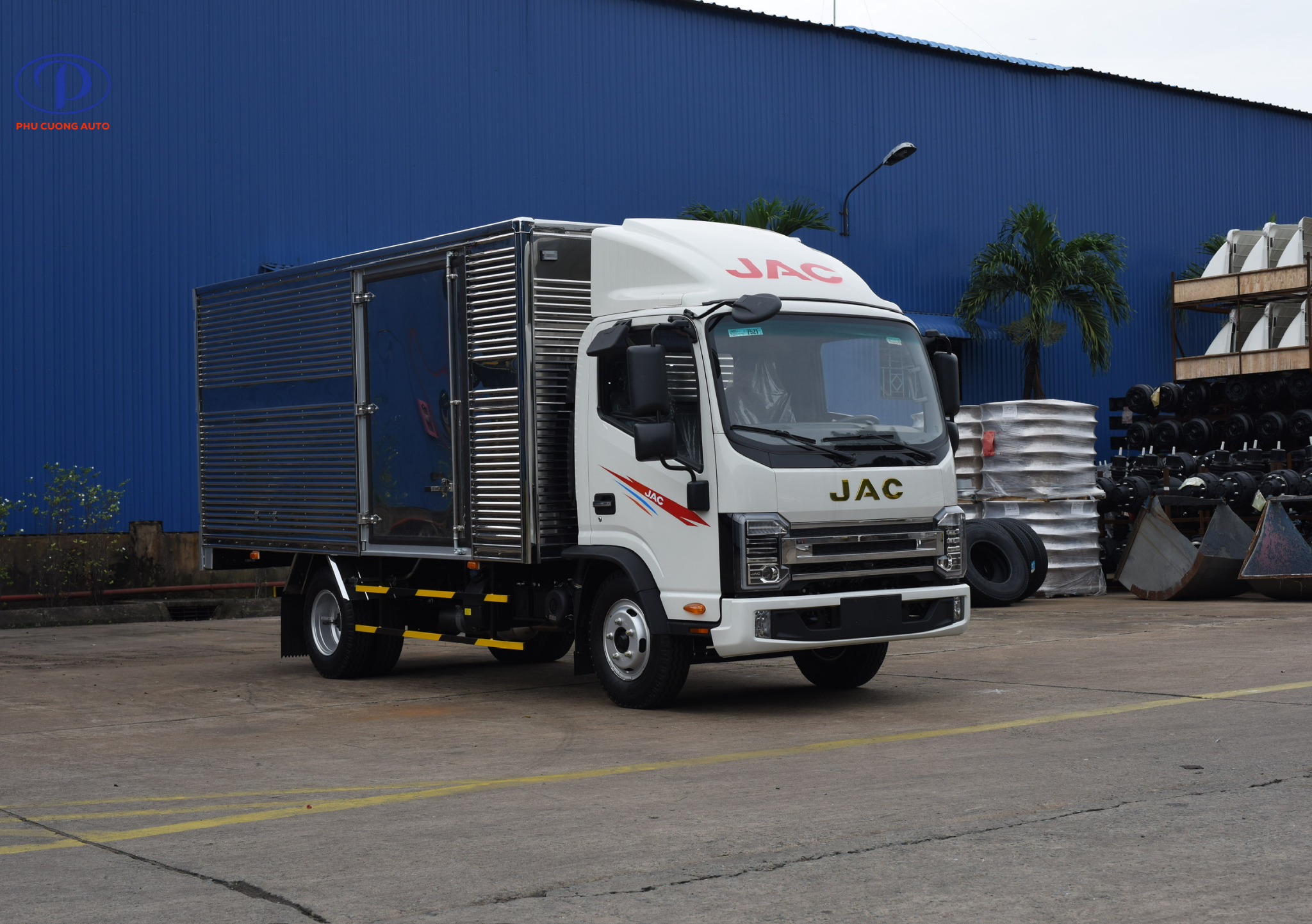 Khung gầm xe tải JAC N250S Pro E5 thùng bạt