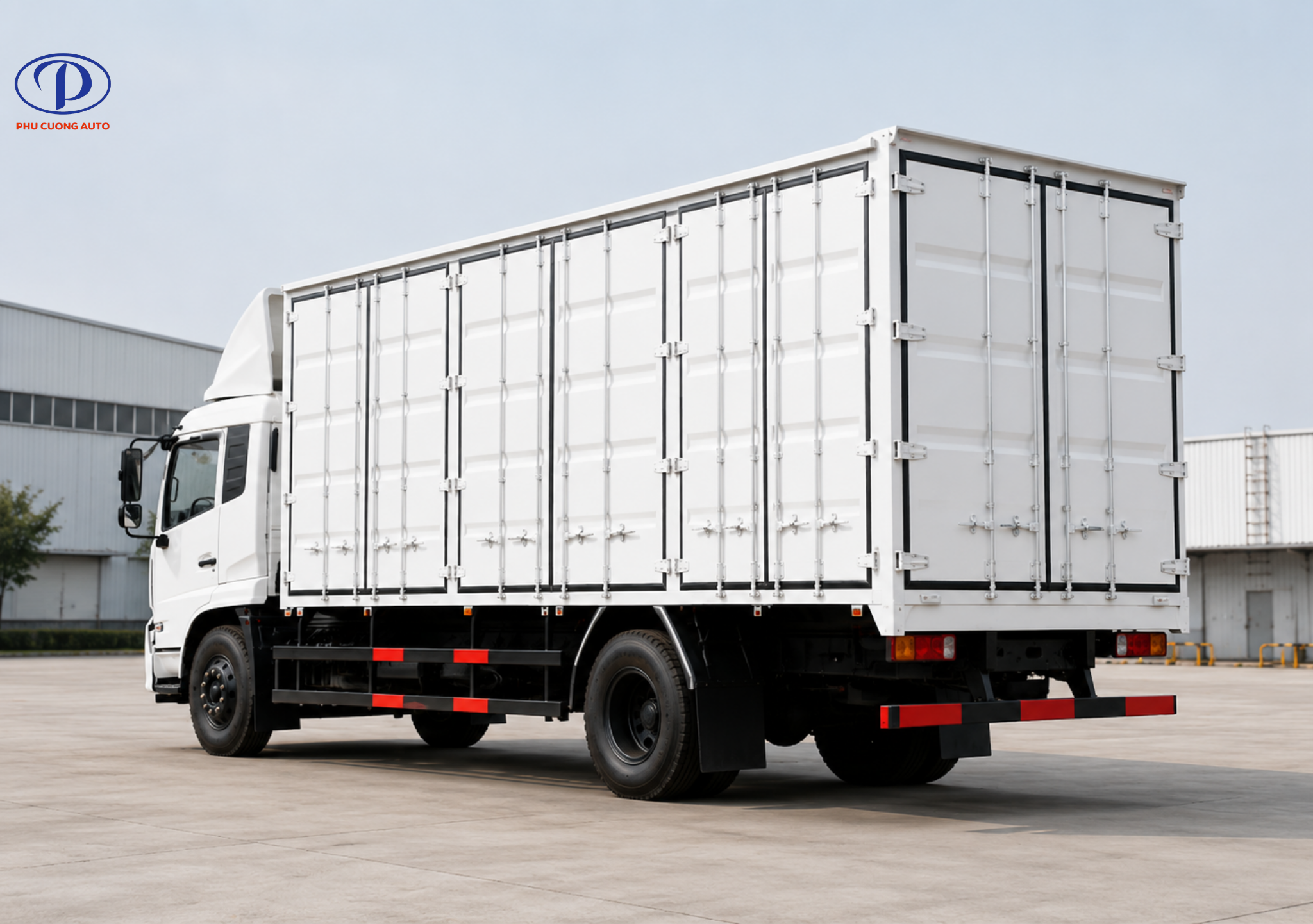 Thùng pallet xe tải Dongfeng B180