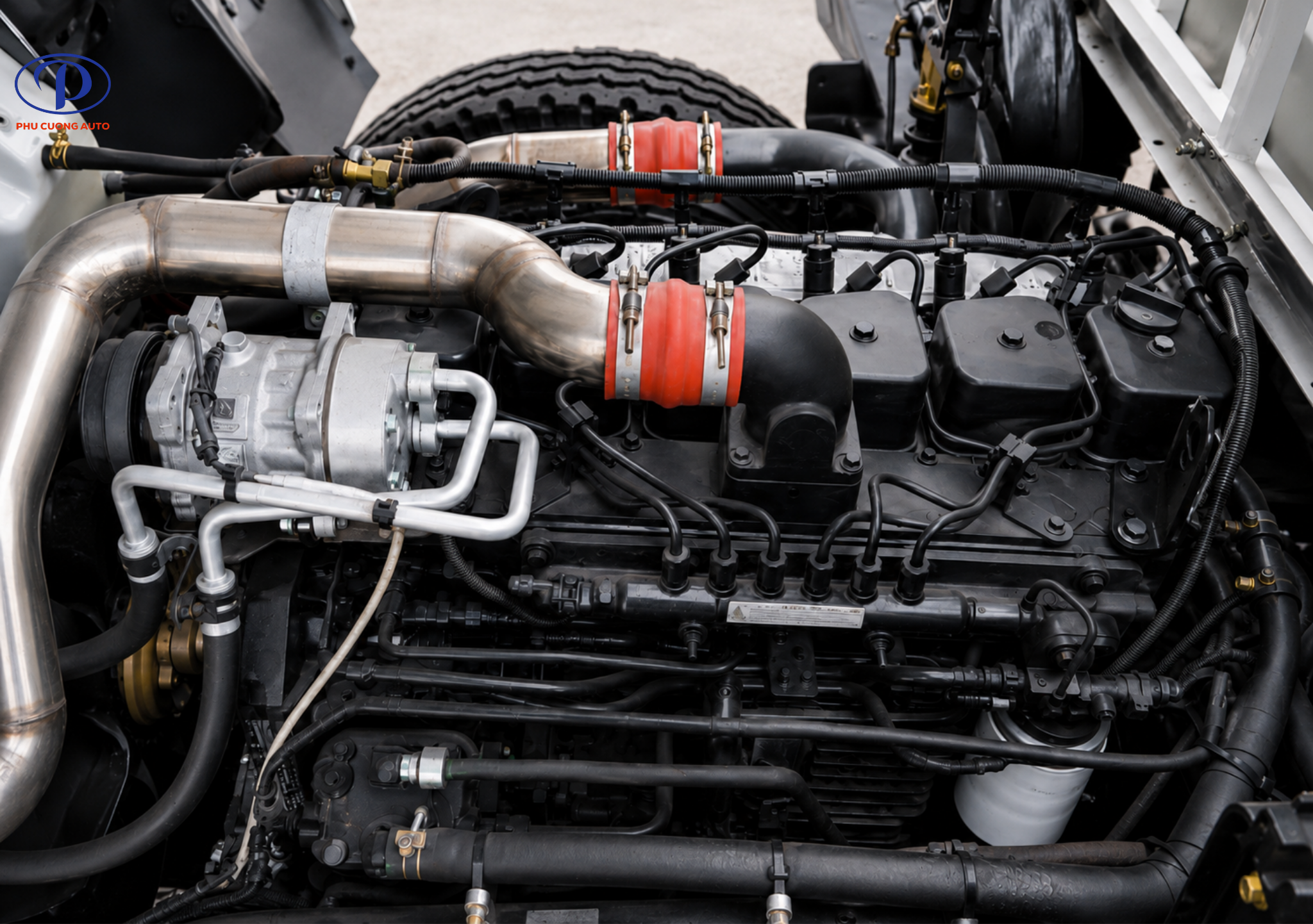 Động cơ Cummins xe tải Dongfeng KR180 8.2 tấn