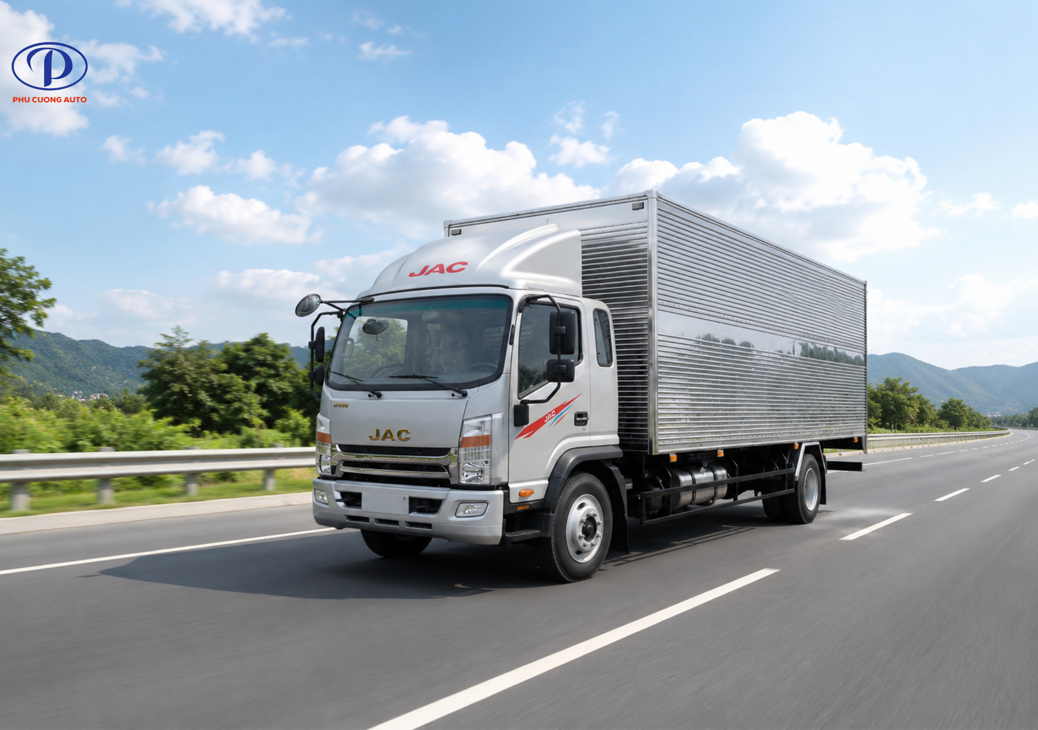Tải trọng 8.1 tấn xe tải JAC N800S thùng kín