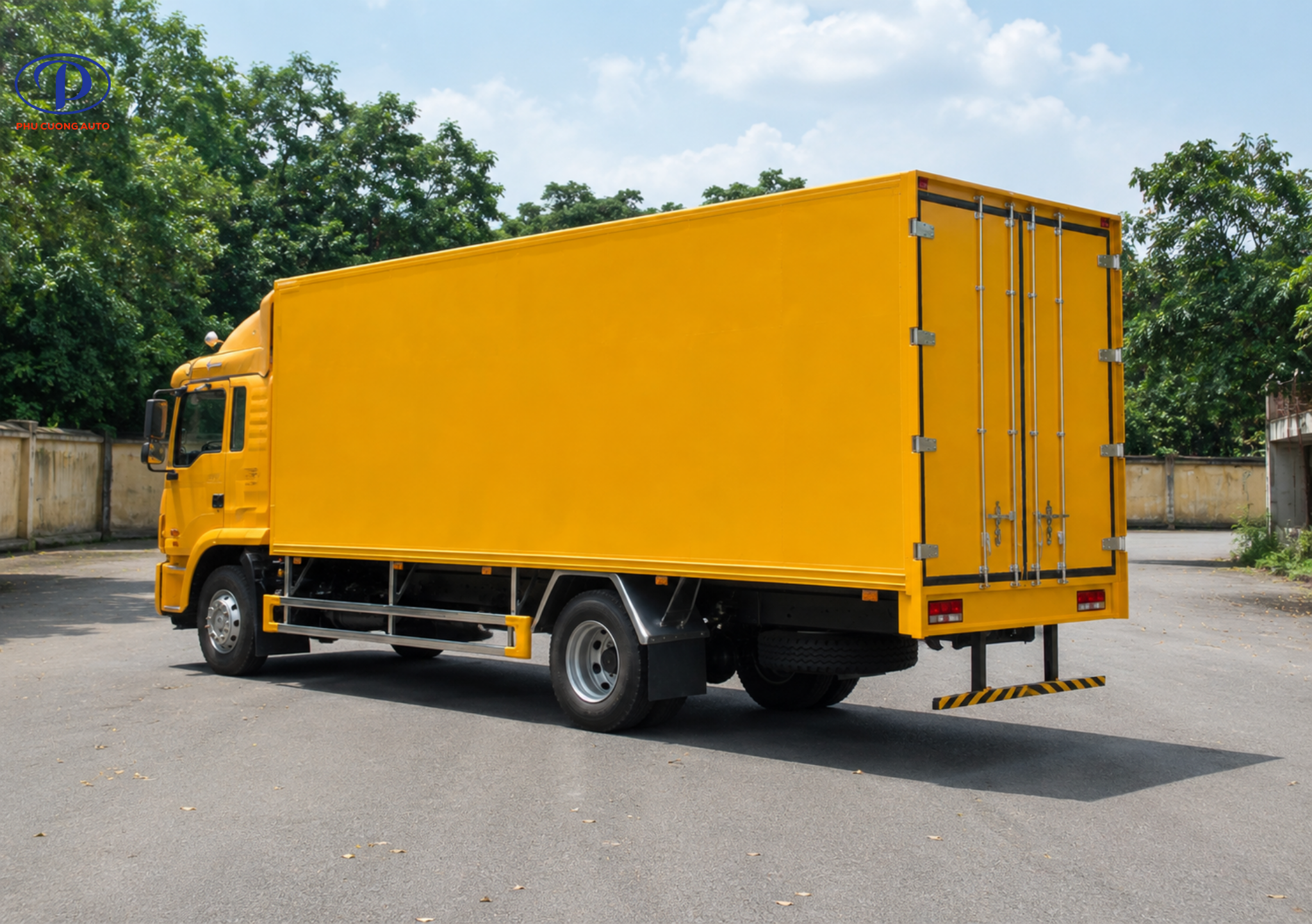 Tải trọng 7.1 tấn xe tải JAC A5 thùng kín