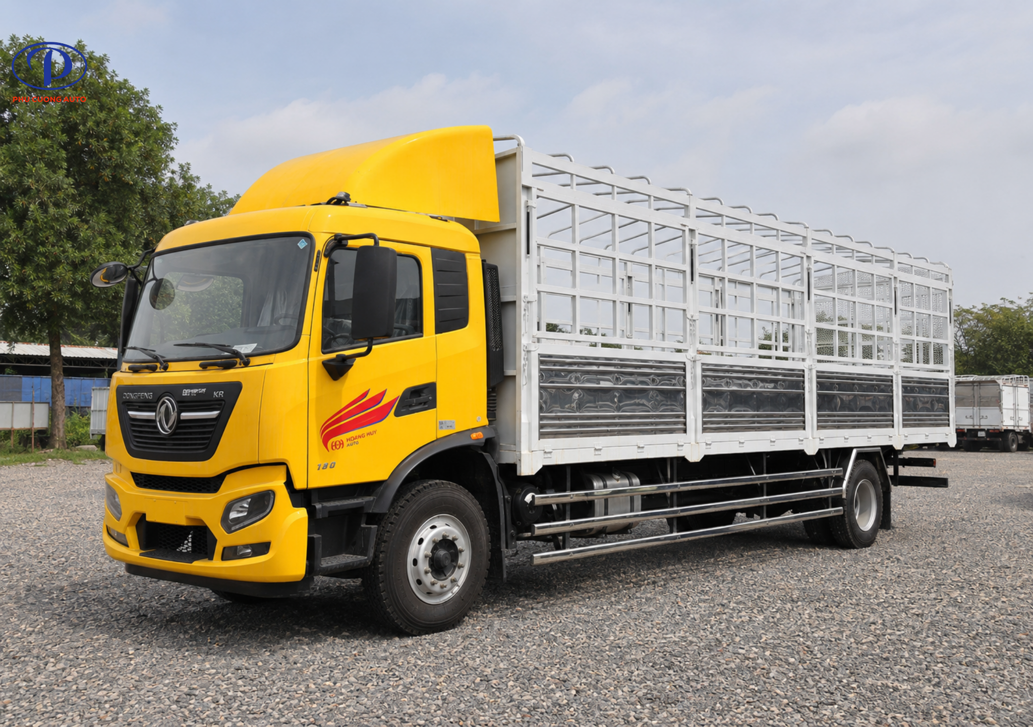 Xe tải Dongfeng KR180 8.2 tấn.