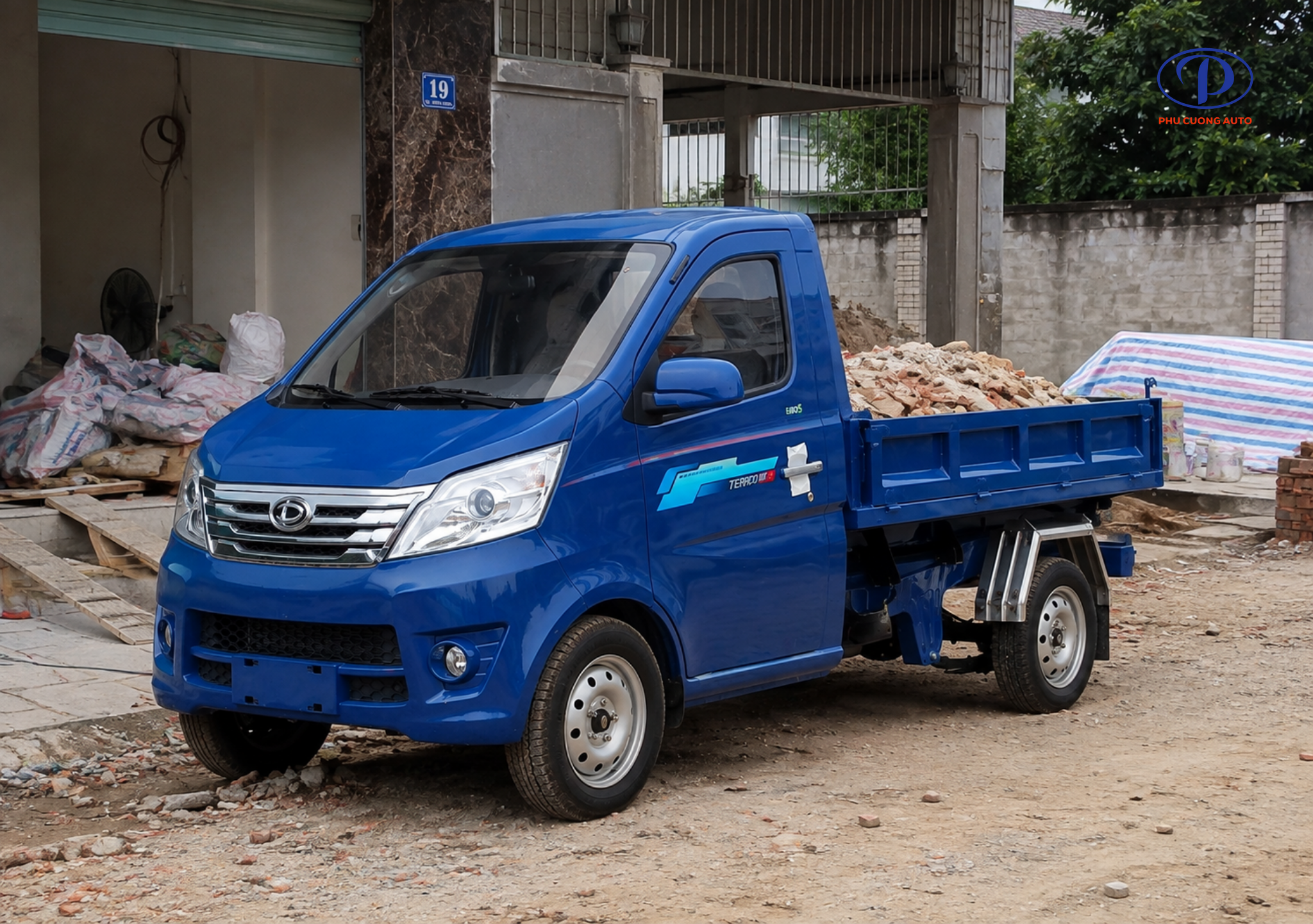 Teraco 100S Ben chở xà bần đã phân loại