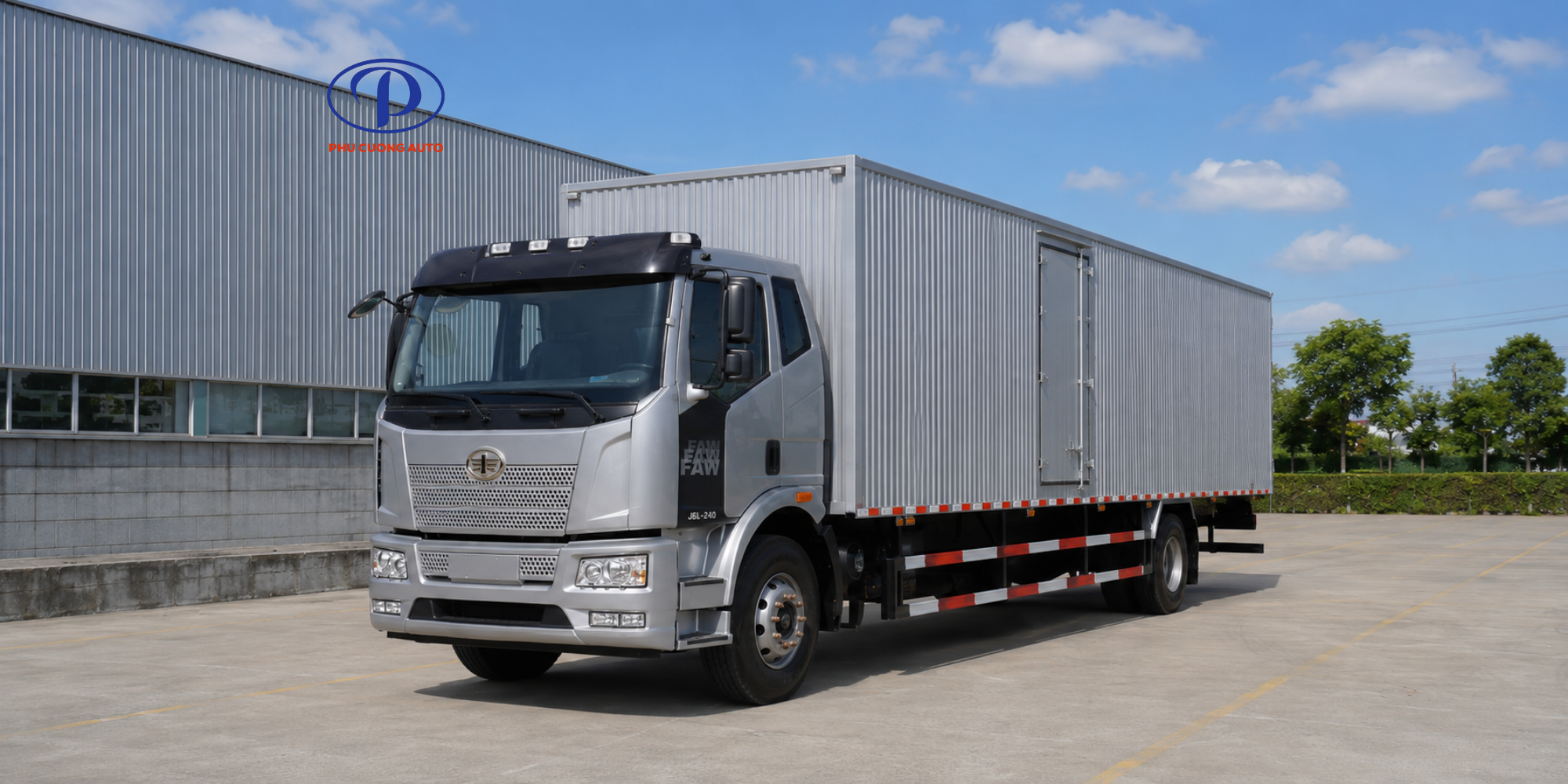 XE TẢI FAW J6L THÙNG CONTAINER 9.7M