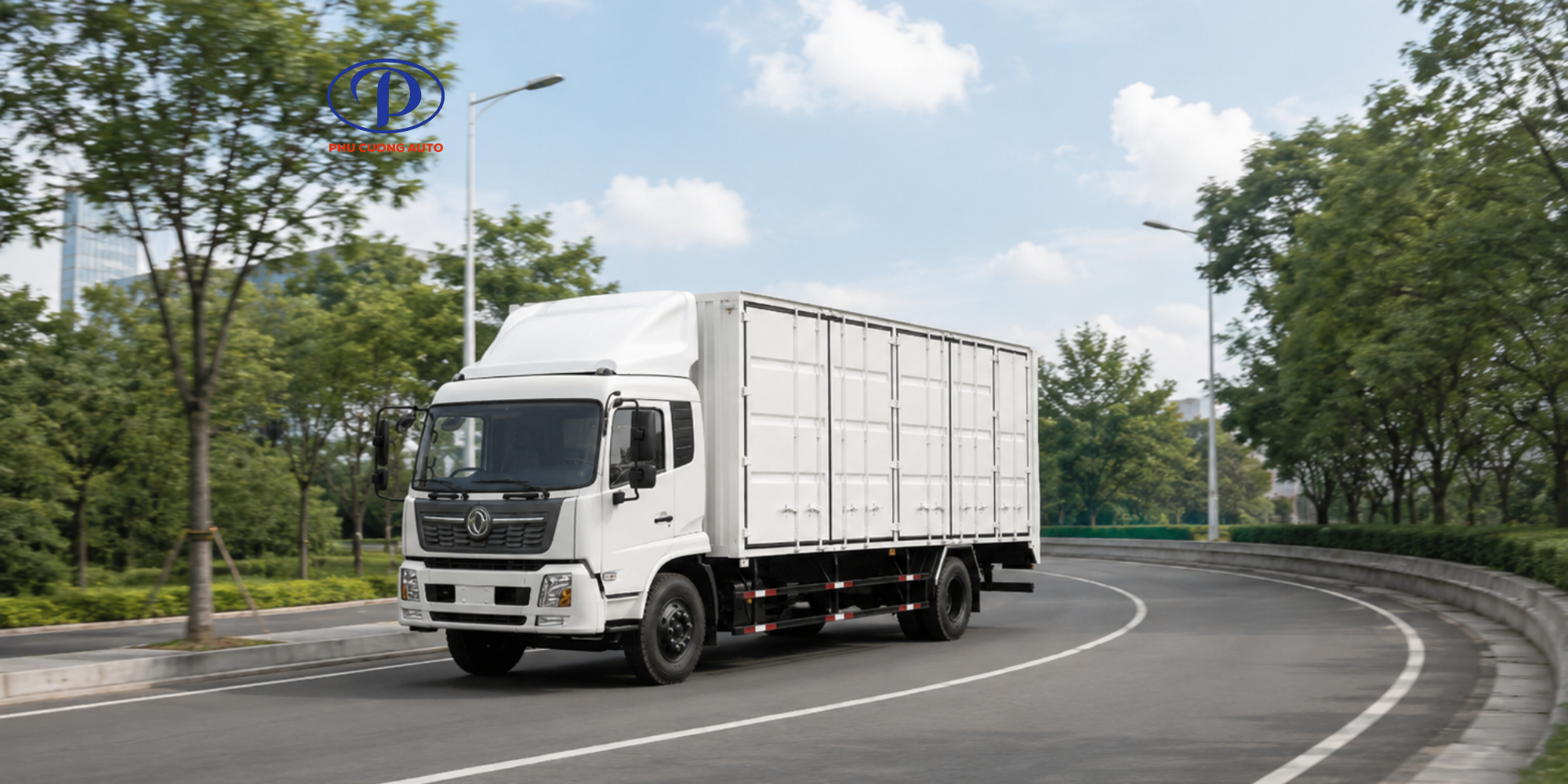 XE TẢI DONGFENG B180 THÙNG KÍN PALLET 6.9 TẤN NHẬP KHẨU