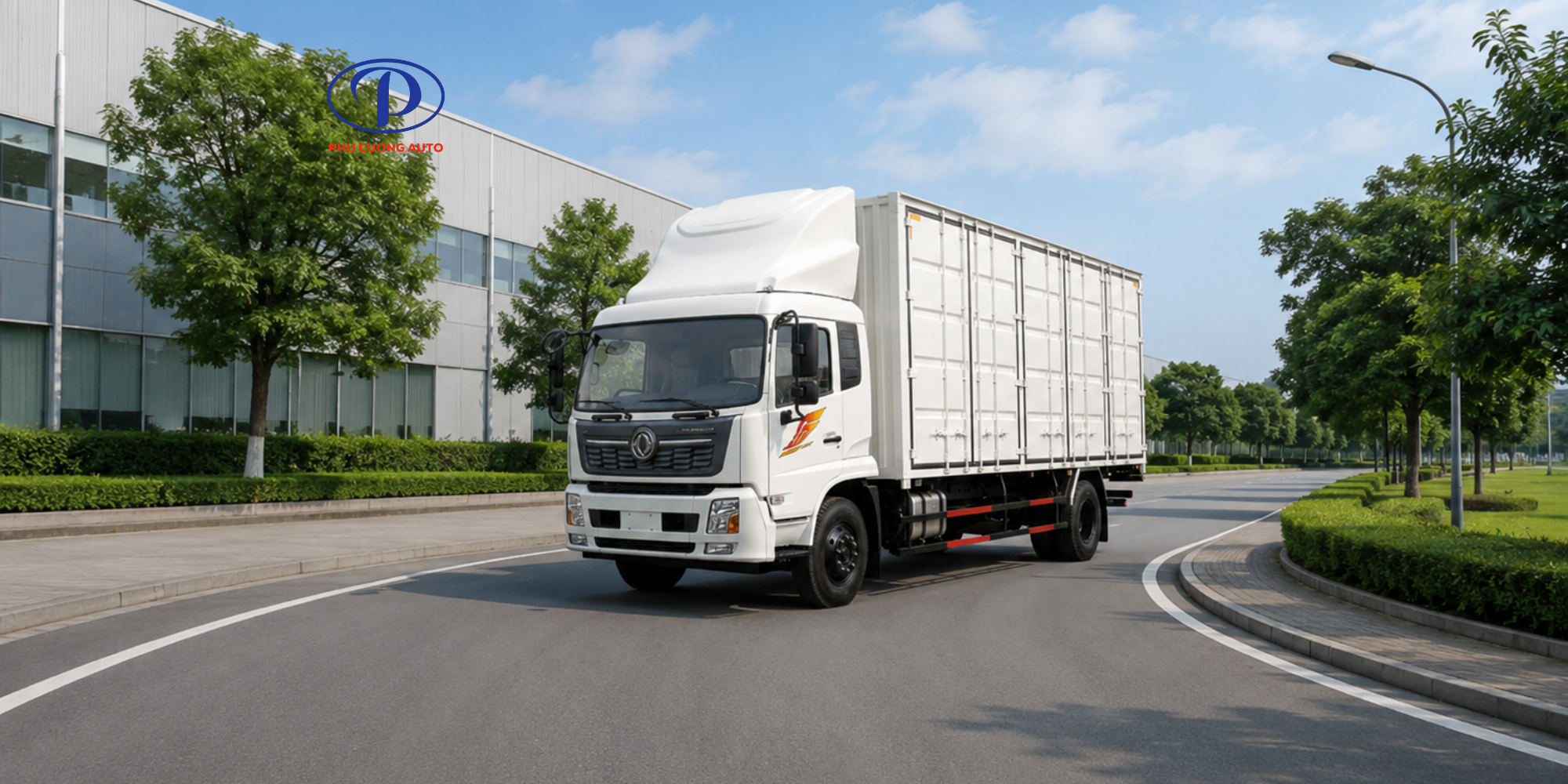 XE TẢI DONGFENG B180 THÙNG KÍN PALLET 8.2 TẤN NHẬP KHẨU NGUYÊN CHIẾC